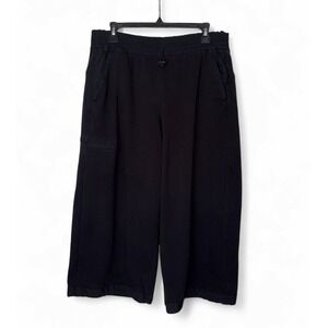 Athleta Triumph Hybrid Wide Crop Gaucho Pants Black Womens Large L Cargo #533711